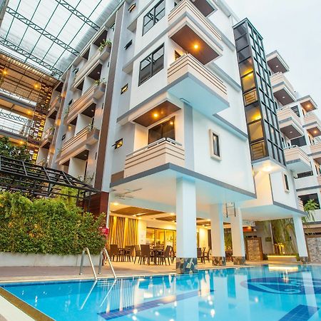 New Siam Palace Ville Hotel - Sha Extra Plus Certified Bangkok Exteriér fotografie